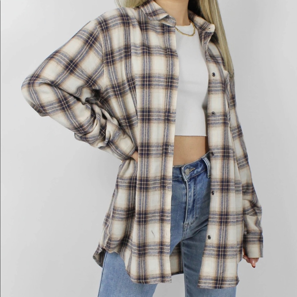 New and unworn Hunter Flannel